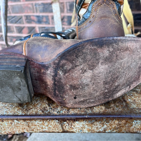 Ariat Gentry Narrow Square Toe Western Boot. Women Size 8.5. - Picture 9 of 9